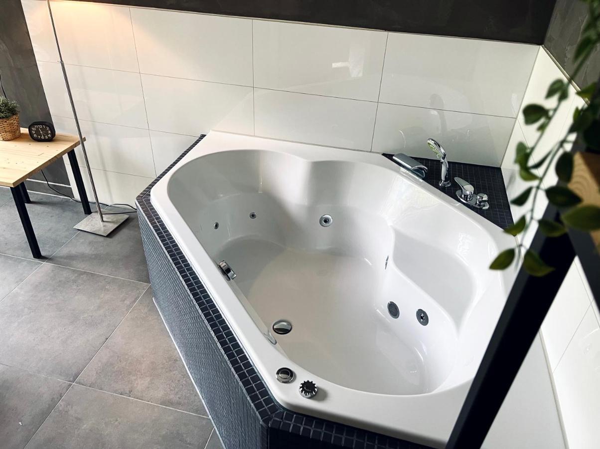 Hotel De Kastanjefabriek Eibergen Ngoại thất bức ảnh